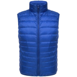 Doudoune Fine sans Manche Homme, coloris bleu, vue de face sur fond blanc