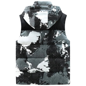 Doudoune sans Manche Camouflage Homme, coloris noir, vue de dos avec capuche