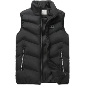 Doudoune sans Manche Matelassée Homme, coloris noir, vue de face sur fond blanc