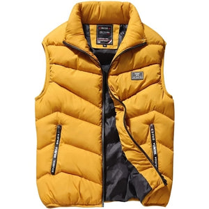 Doudoune sans Manche Moutarde Homme, coloris jaune moutarde, vue de face sur fond blanc