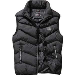 Doudoune sans Manche Moutarde Homme, coloris noir, vue de face sur fond blanc