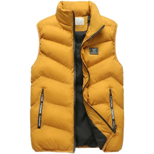 Doudoune sans Manche Matelassée Homme, coloris jaune, vue de face sur fond blanc