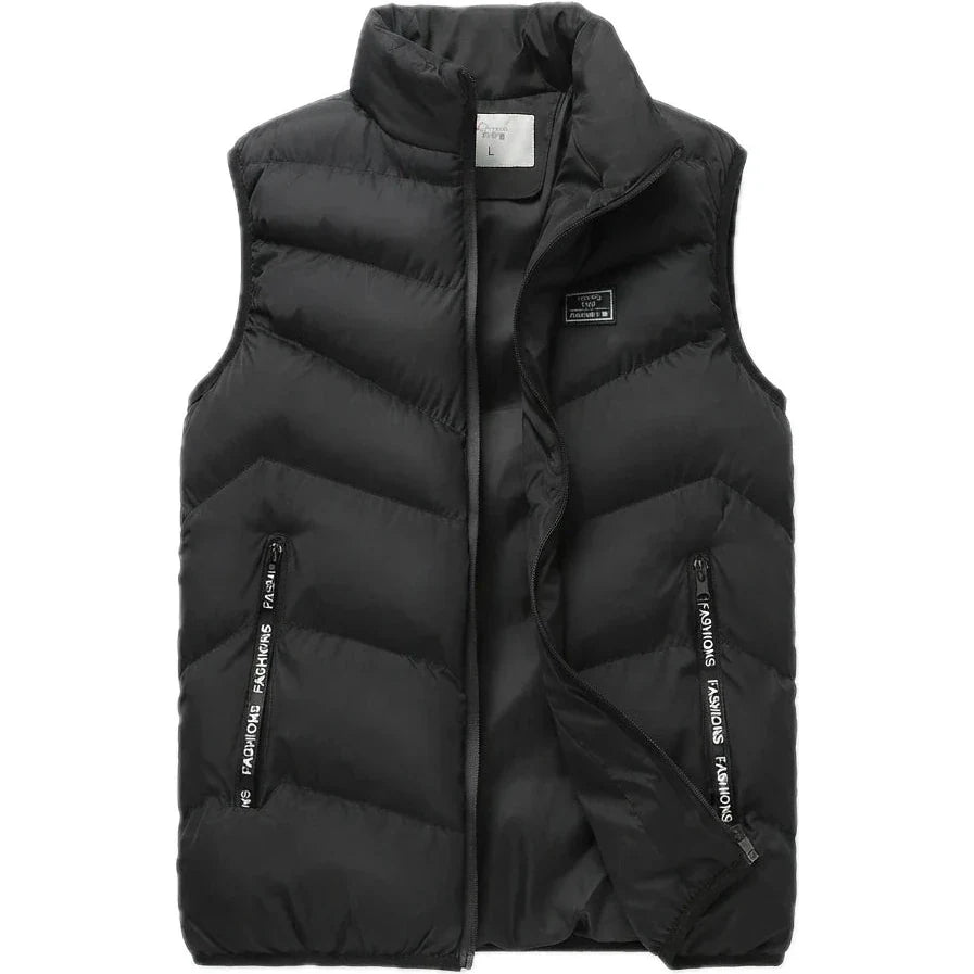 Doudoune sans Manche Matelassée Homme, coloris noir, vue de face sur fond blanc