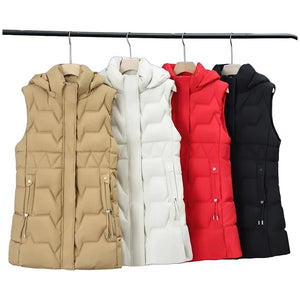 Doudoune sans Manches pour Femme, cinq coloris alignés sur portant