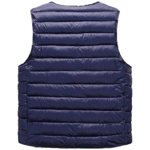Doudoune Ultra Légère sans Manche Homme, coloris bleu marine, vue de dos sur fond blanc